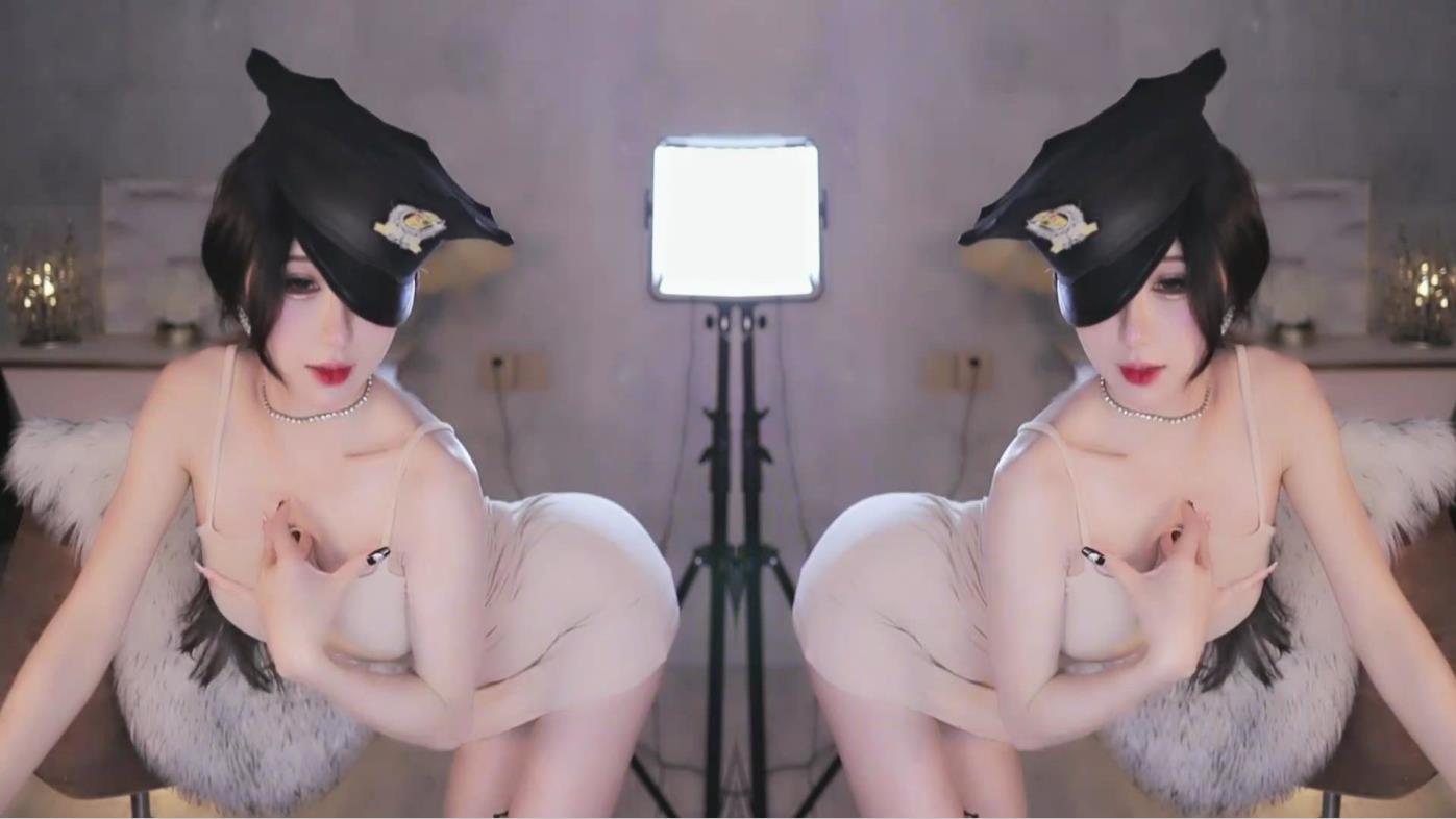 虎牙直播@华星-VIKI 22年4月直播热舞13V/1.88G